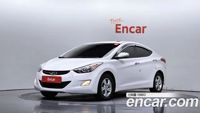 Hyundai Avante — фото 1