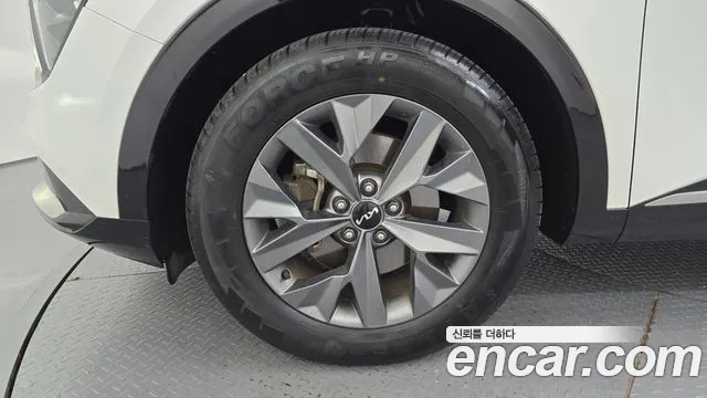 Kia Sportage — фото 5