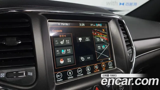 Jeep Cherokee — фото 15