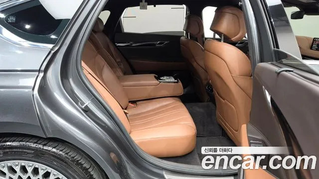 Genesis G80 — фото 12