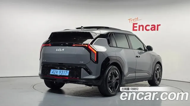 Kia EV3 — фото 2