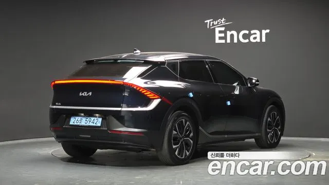 Kia EV6 — фото 2