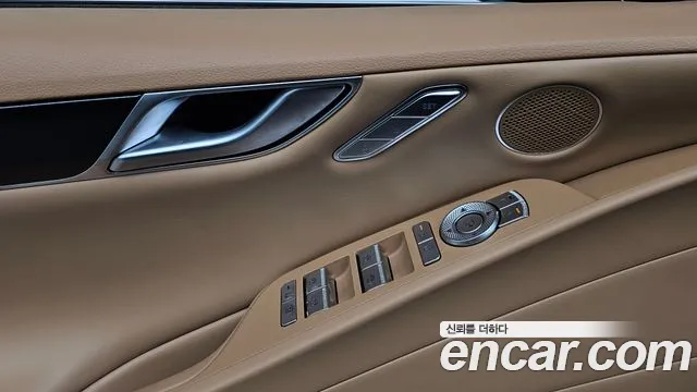 Genesis G80 — фото 19