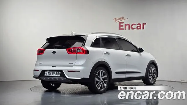 Kia Niro — фото 2