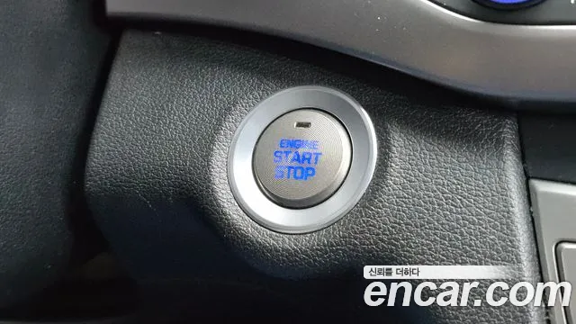 Hyundai Avante — фото 19