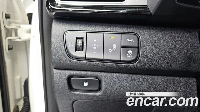 Kia Niro — фото 14