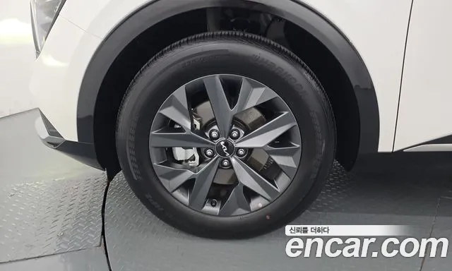 Kia Sportage — фото 5