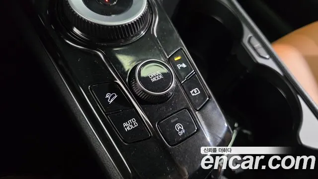 Kia Sportage — фото 9