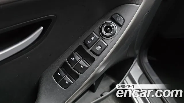 Hyundai i30 — фото 13