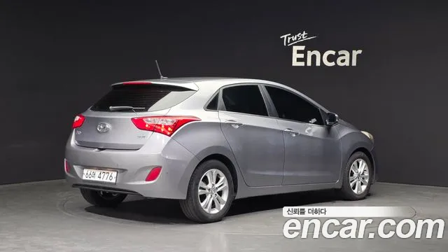 Hyundai i30 — фото 2