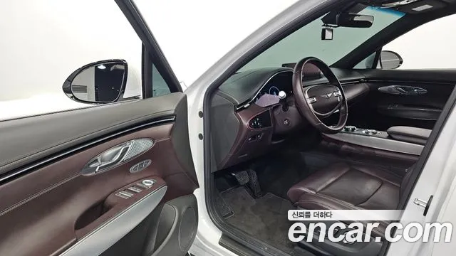 Genesis GV70 — фото 10