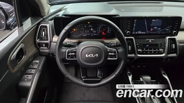 Kia Sorento — фото 13
