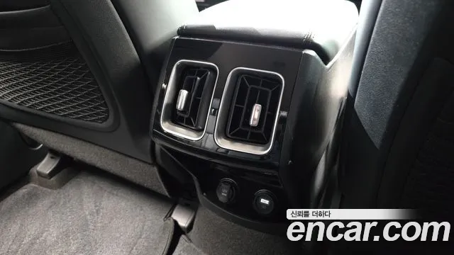 Kia Sorento — фото 18