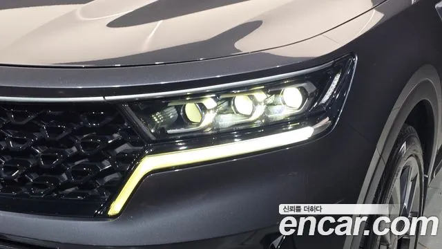 Kia Sorento — фото 22