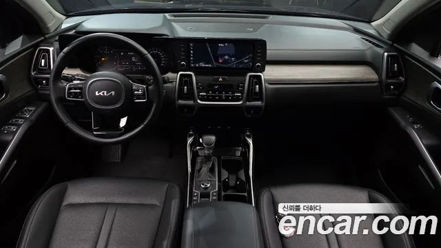 Kia Sorento — фото 7