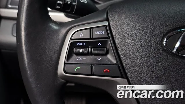 Hyundai Avante — фото 14
