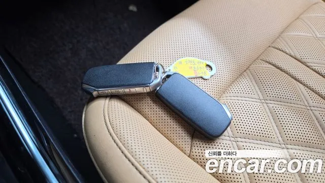 Kia Sorento — фото 16