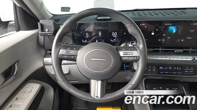 Hyundai Kona — фото 14