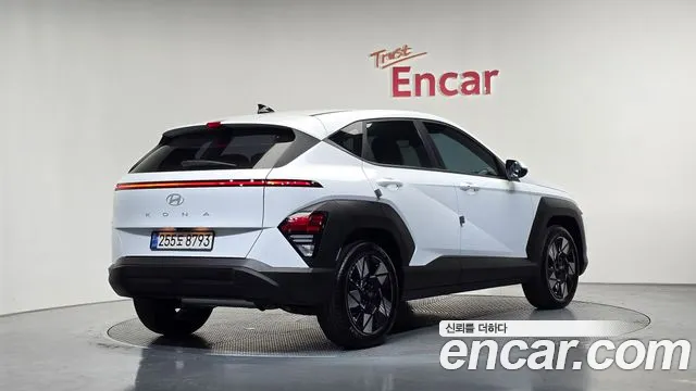 Hyundai Kona — фото 2