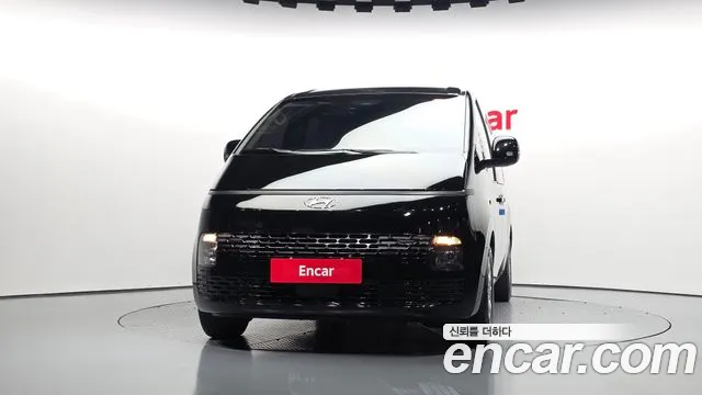 Hyundai Staria — фото 2