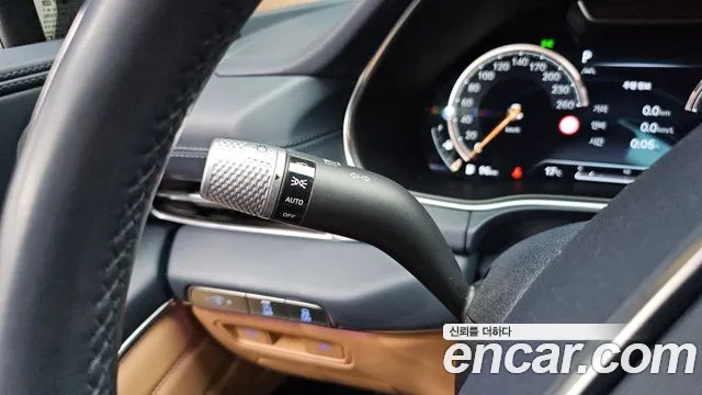 Genesis GV80 — фото 15