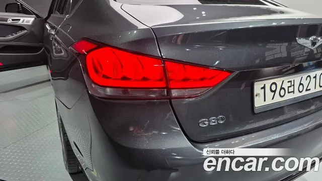 Genesis G80 — фото 23
