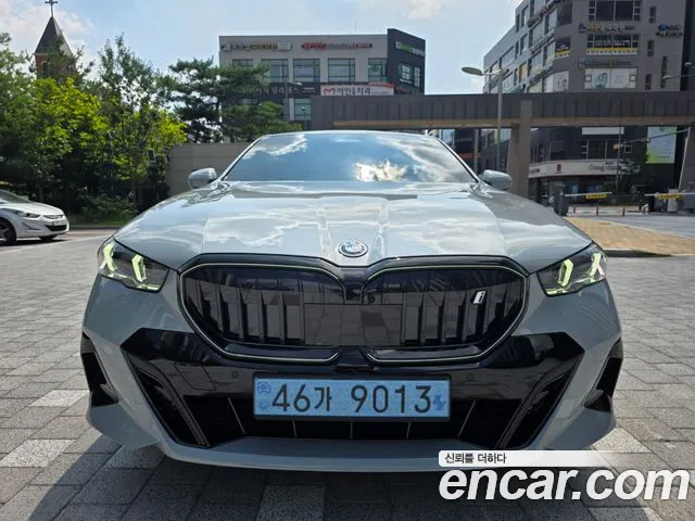 BMW i5 — фото 1