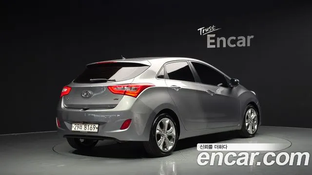 Hyundai i30 — фото 1
