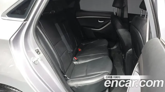 Hyundai i30 — фото 11