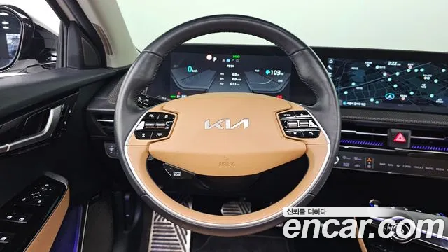 Kia EV6 — фото 13