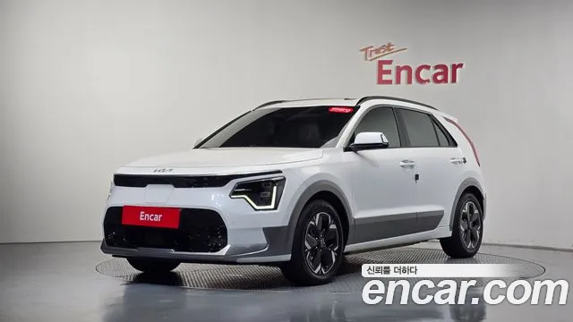 Kia Niro — фото 1