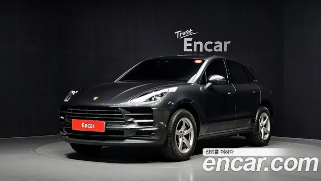 Porsche Macan — фото 1