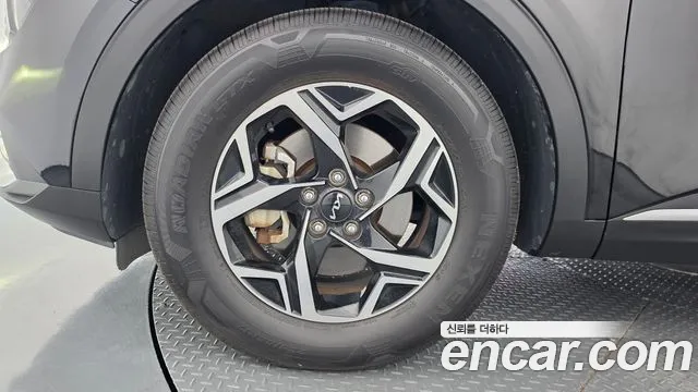 Kia Sportage — фото 5