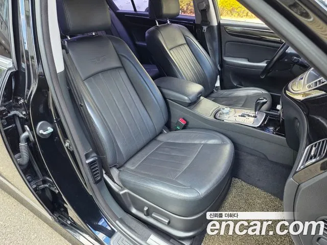 Hyundai Genesis — фото 11