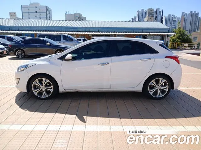 Hyundai i30 — фото 3