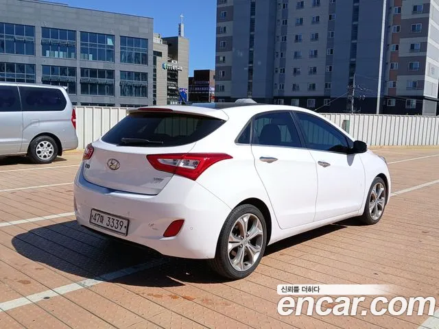 Hyundai i30 — фото 4