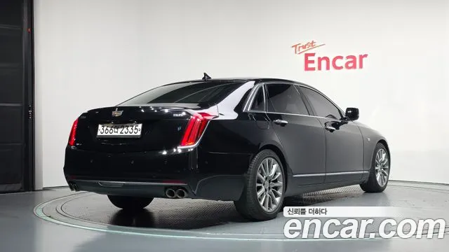 Cadillac CT6 — фото 2