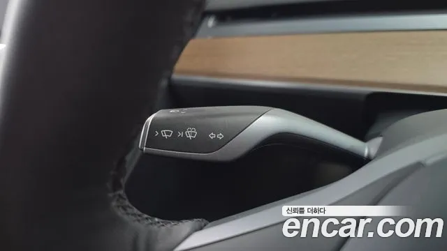 Tesla Model Y — фото 20