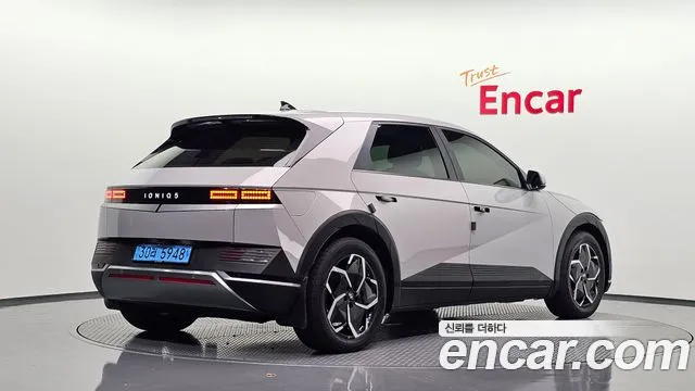 Hyundai Ioniq 5 — фото 1