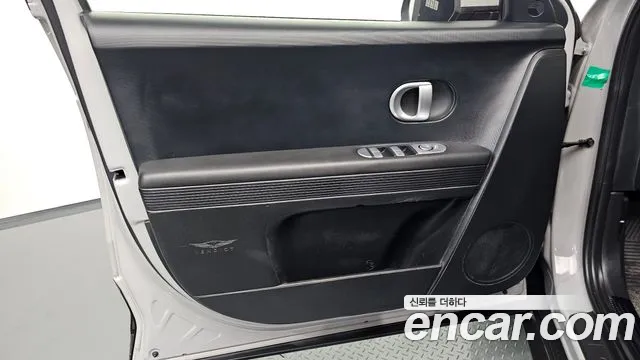 Hyundai Ioniq 5 — фото 24
