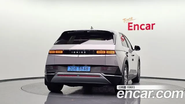 Hyundai Ioniq 5 — фото 3