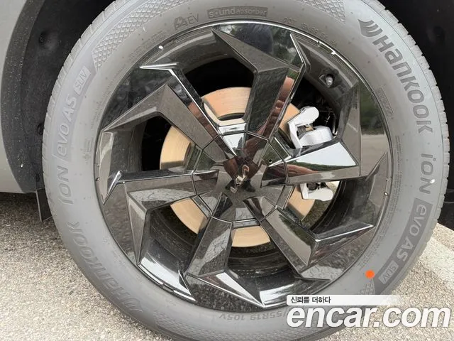 Kia Sorento — фото 17