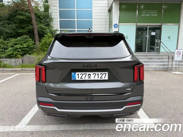 Kia Sorento — фото 4