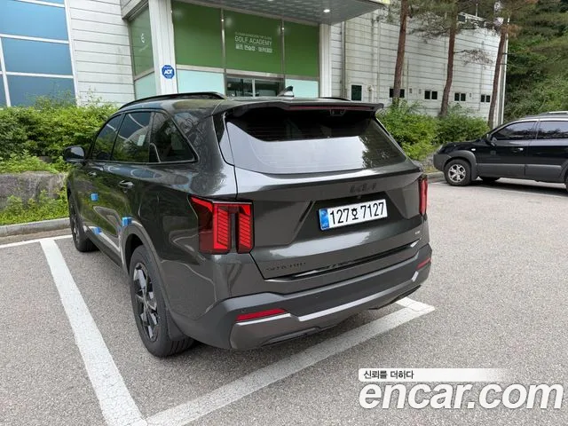 Kia Sorento — фото 6