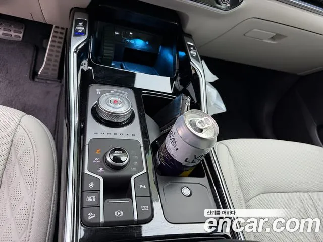 Kia Sorento — фото 8