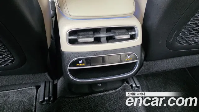 Genesis GV70 — фото 19