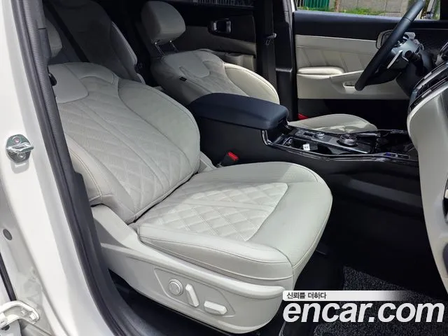 Kia Sorento — фото 11