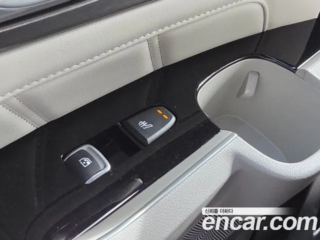Kia Sorento — фото 17