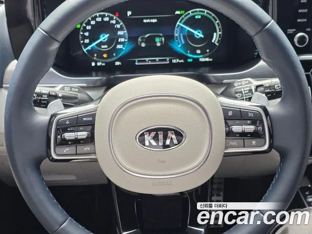 Kia Sorento — фото 18