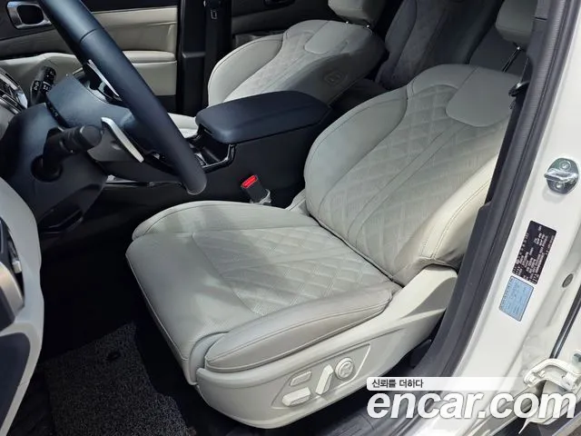 Kia Sorento — фото 10